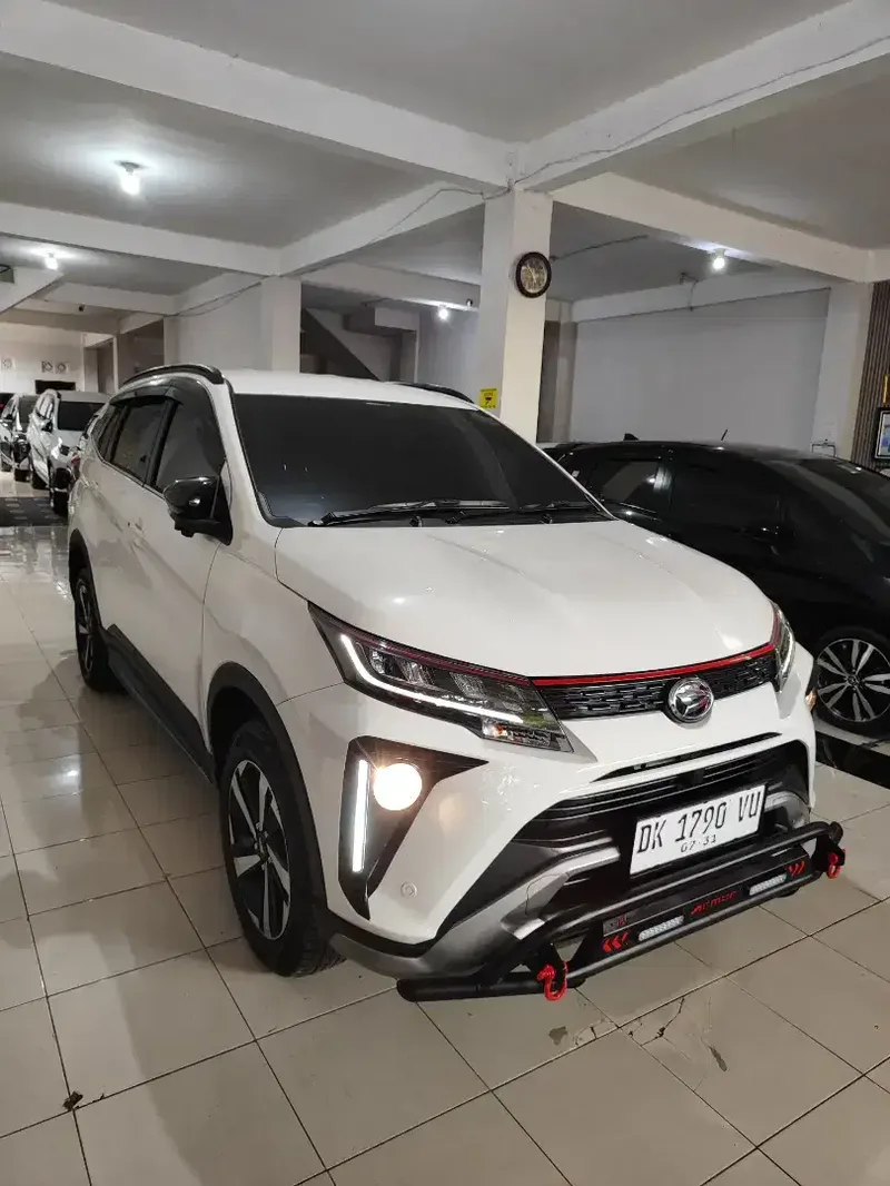 Daihatsu terios R Custom 2026 Automatic - Vehicles in Bali