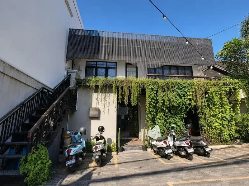 Ruko 2 Lantai Strategis di Gunung Athena - Real Estate in Bali