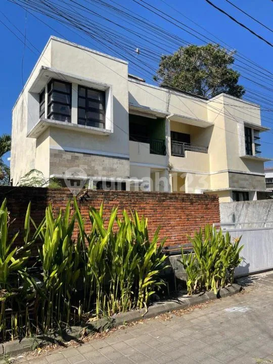 Rumah Semi Furnished Lantai 2 Area Jimbaran - Real Estate in Bali