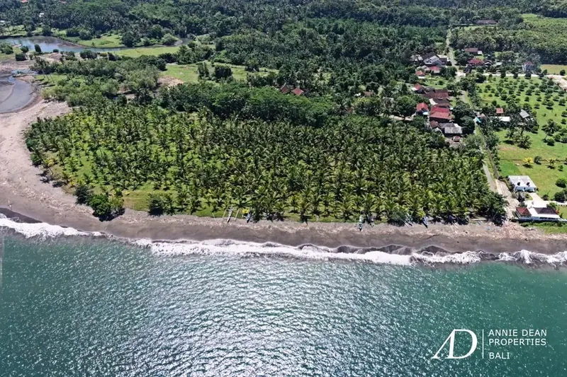 FREEHOLD LAND FOR SALE IN PANTAI MELAYA, JEMBRANA (257 ARE) - Bali in Bali