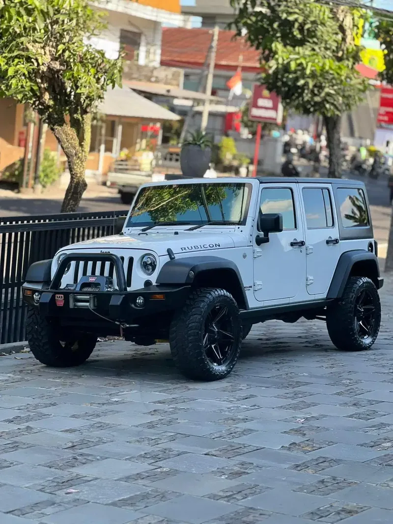 Jeep Wrangler Rubicon 2011 - Vehicles in Bali