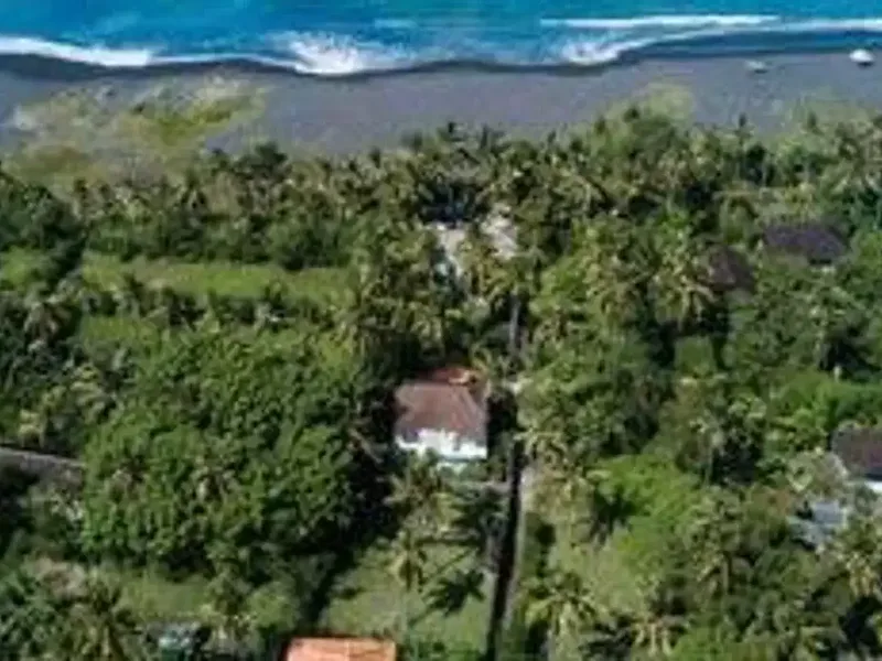 RARE BEACHSIDE LAND! Prime 500 sqm Tourism Lot for Sale in Sanur Kauh, Bali - Real Estate in Bali