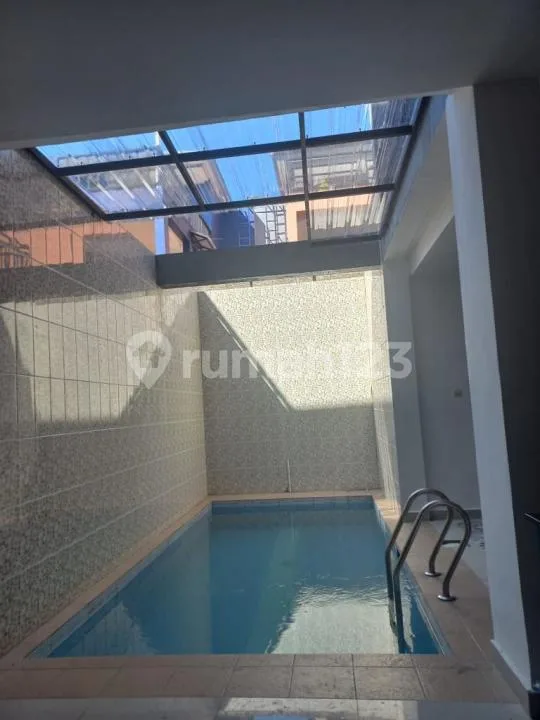 Villa 3br Ungasan Fullyfurnish 10 Mnts.savaya 30.mnts Airport - Real Estate in Bali