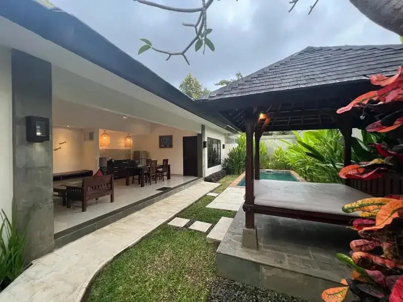 Disewakan Vila 2 Kamar Dengan Taman Luas, Fully Furnished di Pecatu Dekat Bingin - Real Estate in Bali