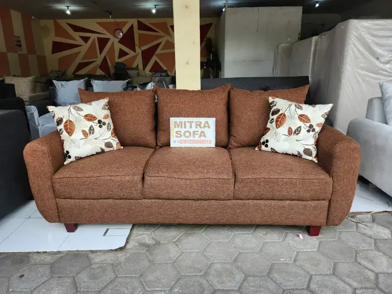 Sofa 3 ddkn warna Bisa Custom +bantal besar,Kredit Mitra Sofa Ramayana - Home & Garden in Bali