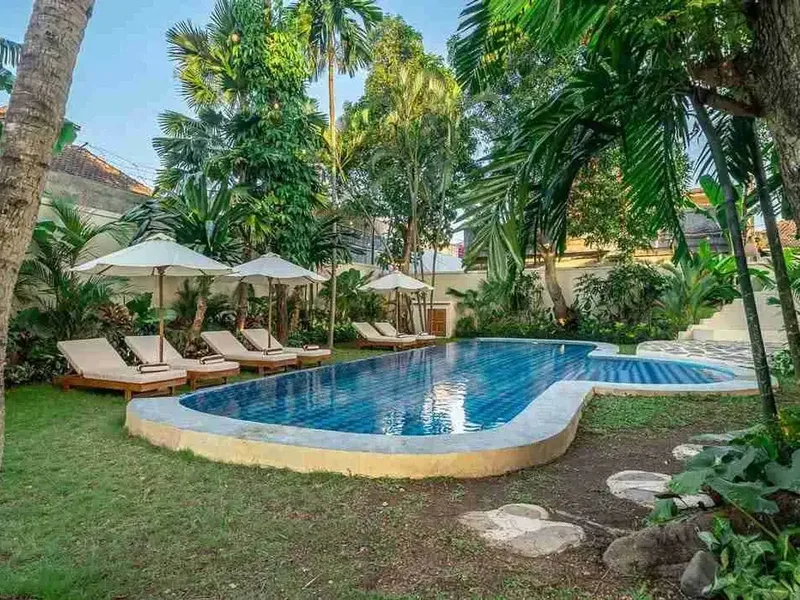 6 BEDROOMS KUNTI VILLA SEMINYAK FOR LONG LEASE SALE - Real Estate in Bali