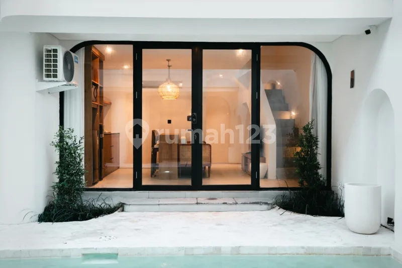 Stylish Modern Loft In Prime Canggu Location Sempol Pererenan - Real Estate in Bali