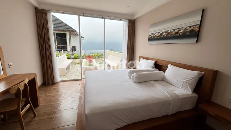 TERA BALI BEDUGUL  - VILLA MEWAH DENGAN PEMANDANGAN DANAU - Real Estate in Bali