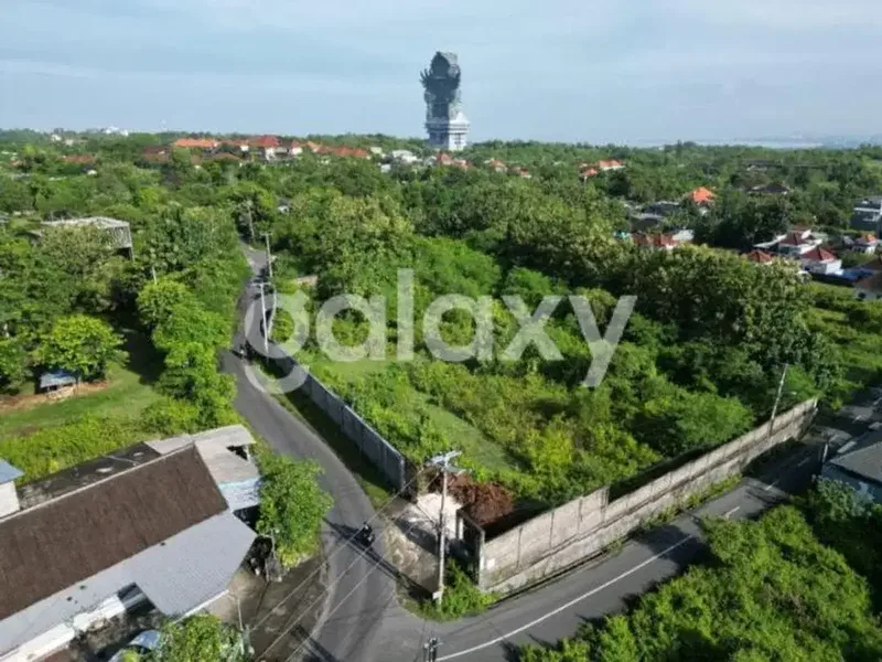 TANAH STRATEGIS PINGGIR JALAN BESAR DI MERAK UNGASAN BADUNG, BALI - Bali in Bali