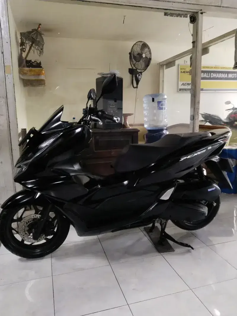 Honda PCX. 160 CC thn 2023 cashn. Bali dharma. Motor - Vehicles in Bali