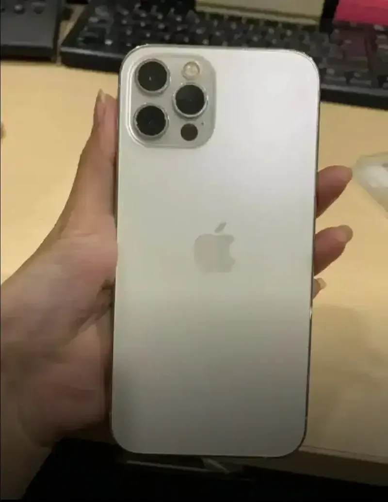 Iphone 12 Pro 256Gb kelengkapan fulset - Electronics in Bali
