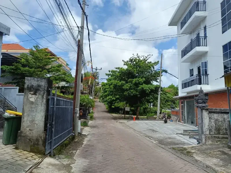 Dijual MURAH! Tanah 630m2 SHM Cocok Untuk Rumah Kos di Nusa Dua - Real Estate in Bali