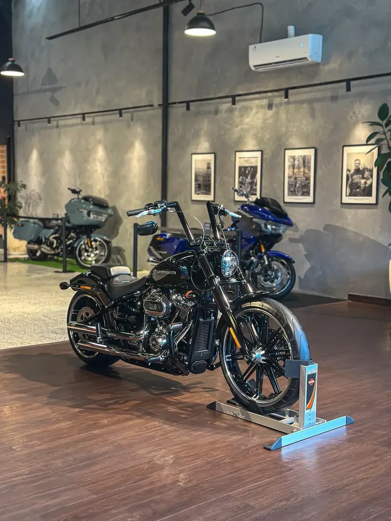 H-D Softail Breakout 114 Ci Full Paper Acc ++ istimewa siap blarr - Vehicles in Bali