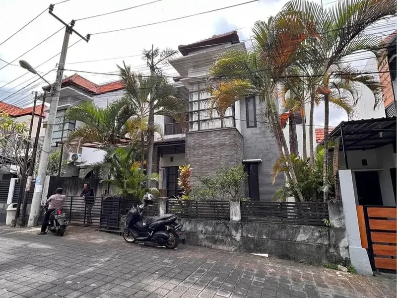 Dijual Rumah 2 Lantai di Perumahan Cluster One Gate – Lokasi Strategis Gunung Salak, Denpasar Barat! ( IR / LM ) - Real Estate in Bali