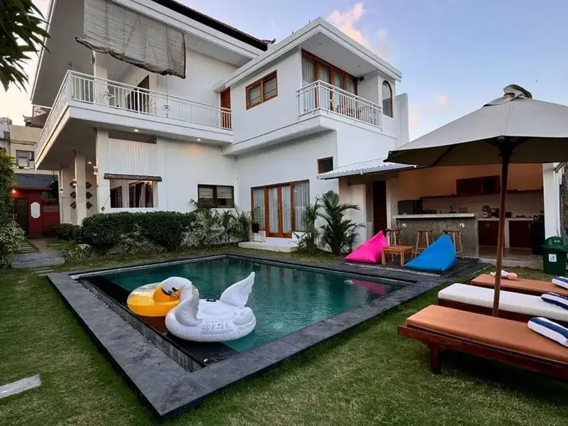 Guest House Baru Disewakan Jangka Panjang Lokasi Strategis di Canggu. - Real Estate in Bali