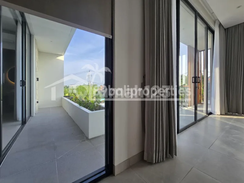 3 Bedr Villa With Rice Field View In Berawa Canggu - Bali - Real Estate in Bali