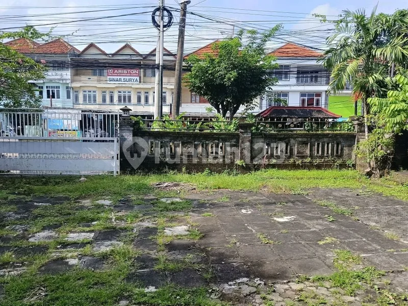 Tanah Bonus Bangunan Jalan Utama Gatot Subroto Barat - Bali in Bali