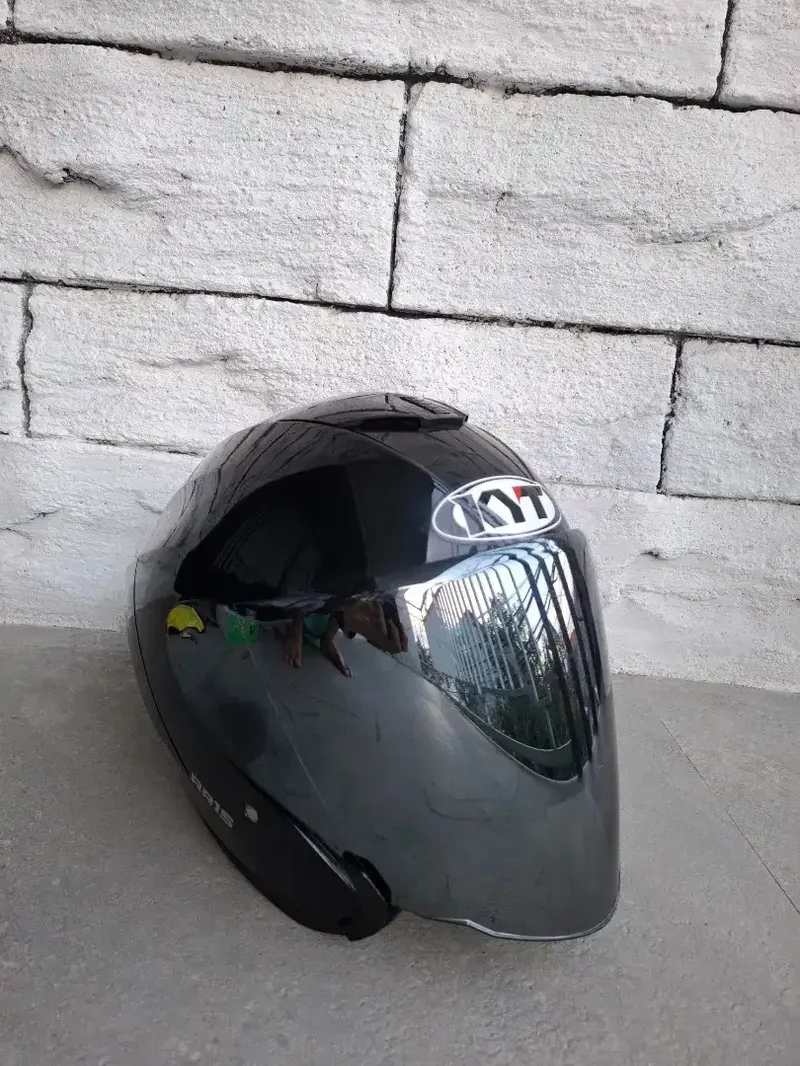 Helm MLA Visor Silver Bekas - Vehicles in Bali