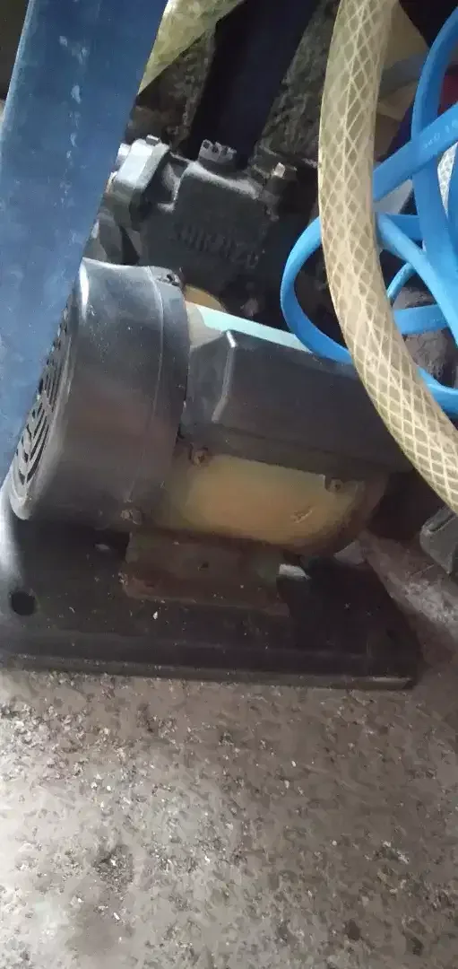 Tukang pompa,tandon air,kran patah,kloset duduk,wastafel,water heater - Services in Bali