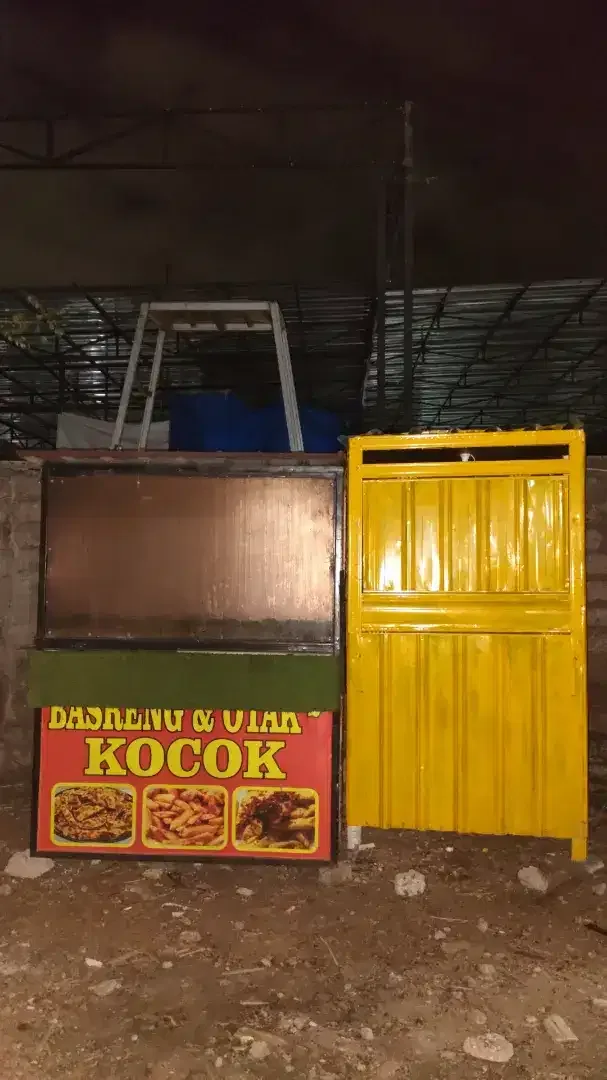 Di jual kontainer bekas dimsum ukuran 150x150 - Other in Bali