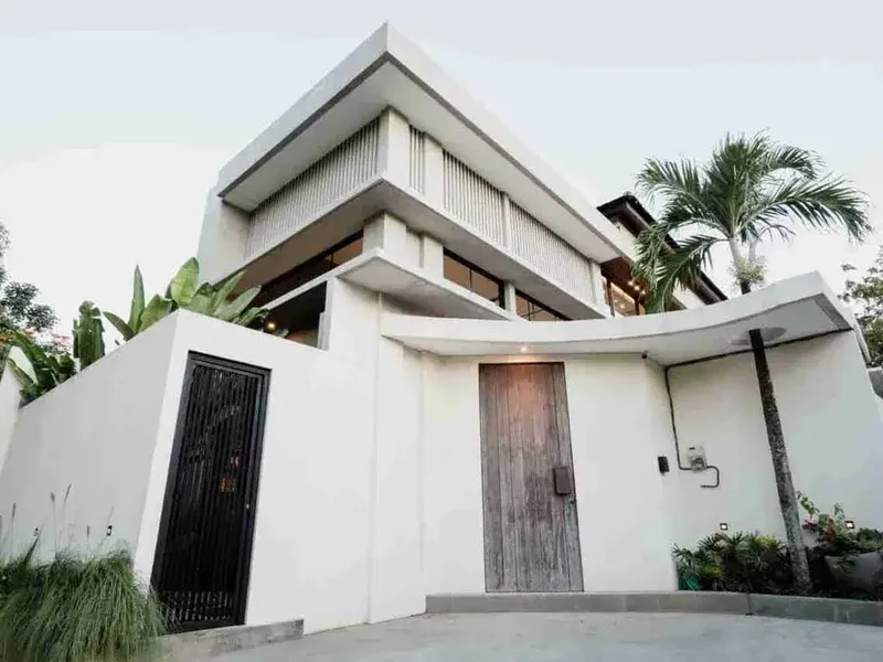 Luxury Villa Elite Area Pantai Suluban Uluwatu - Real Estate in Bali