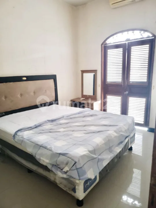 Rumah Furnish Siap Huni 2 Lantai Deket Lapangan Renon - Bali in Bali