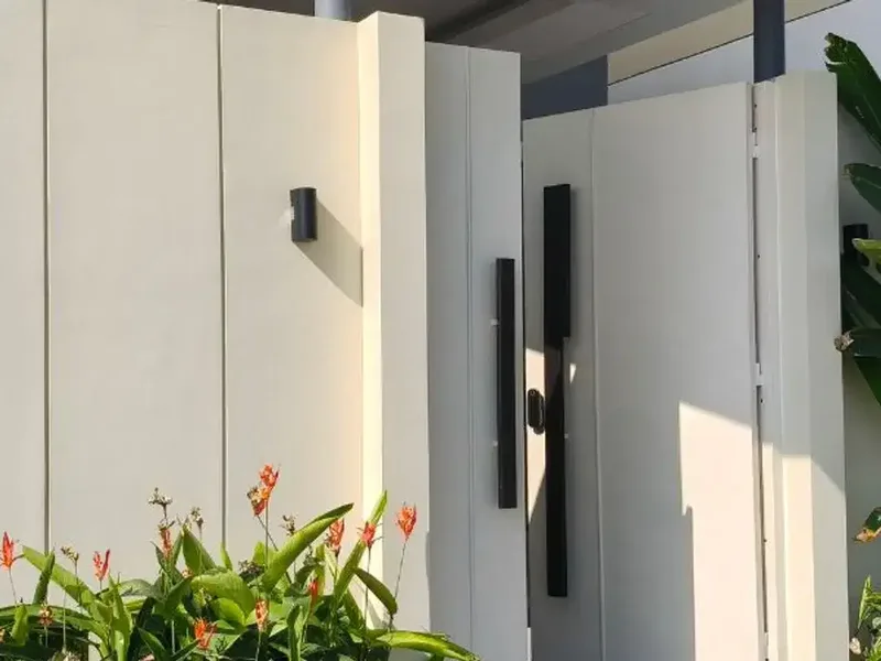 VILLA THE LINKS PECATU BADUNG - Real Estate in Bali