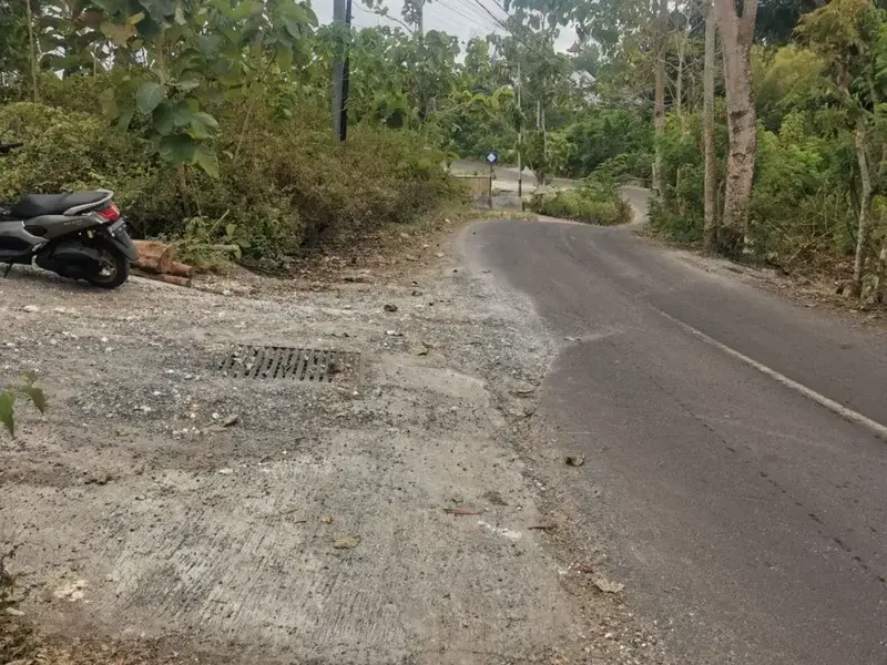 Lahan 28,5 Are Strategis Kawasan Pariwisata Dekat Pantai Bingin Pecatu Bali Cocok untuk Villa dan Investasi - Real Estate in Bali