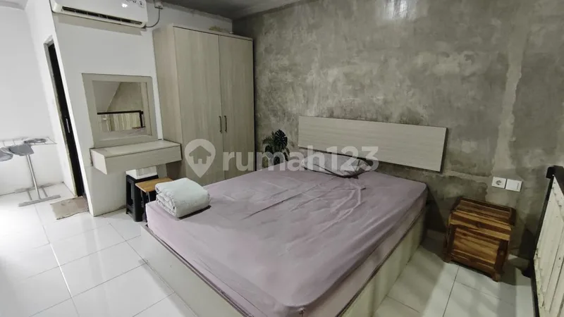 Apartemen Loft Mezanine 2 Unit Gunung Talang Denpasar Barat - Real Estate in Bali