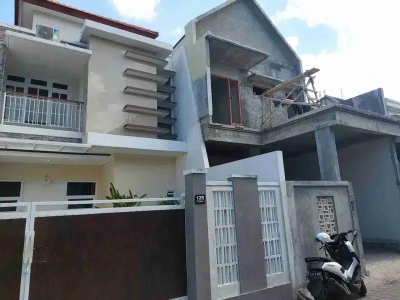 Sale Rumah Baru Berkelas Link Perum Gutiswa Cekomaria Jl5mtr Dkt Pasar - Bali in Bali