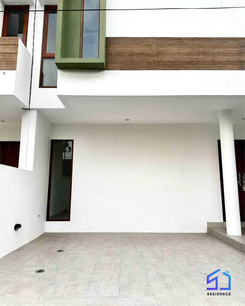 FOR SALE HUNIAN BARU ONE GATE 4 BR KAWASAN BAGUS DENPASAR SANUR - Real Estate in Bali