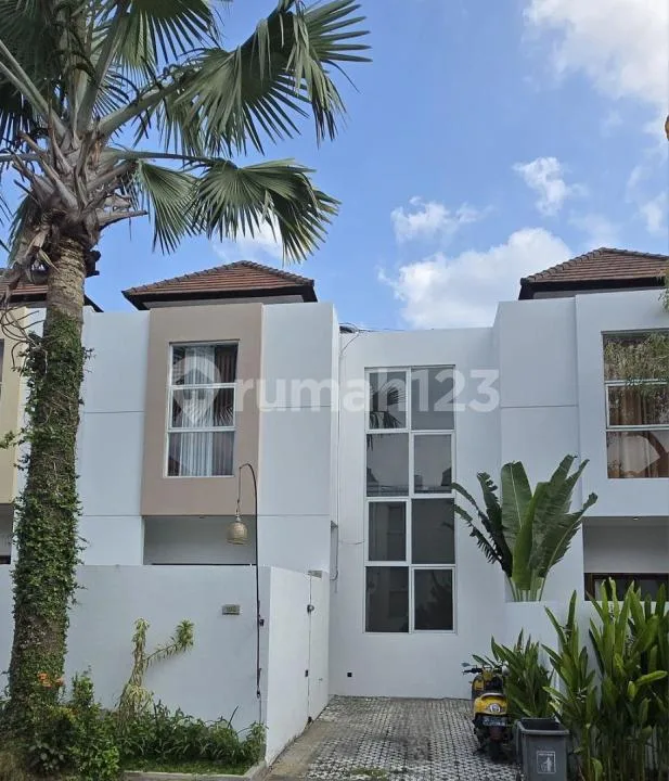 Long Lease Newly Renovated Private Townhouse In Kerobokan Seminyak - Real Estate in Bali