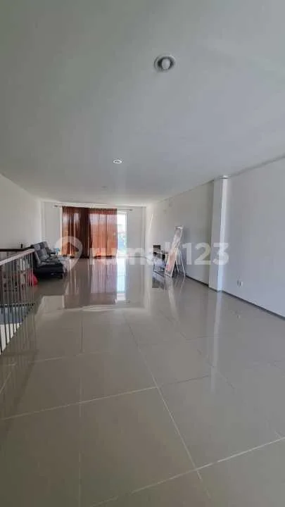 Hot List Di Jual 2 Ruko Lokasi Sunset Road Kuta Badung - Bali in Bali