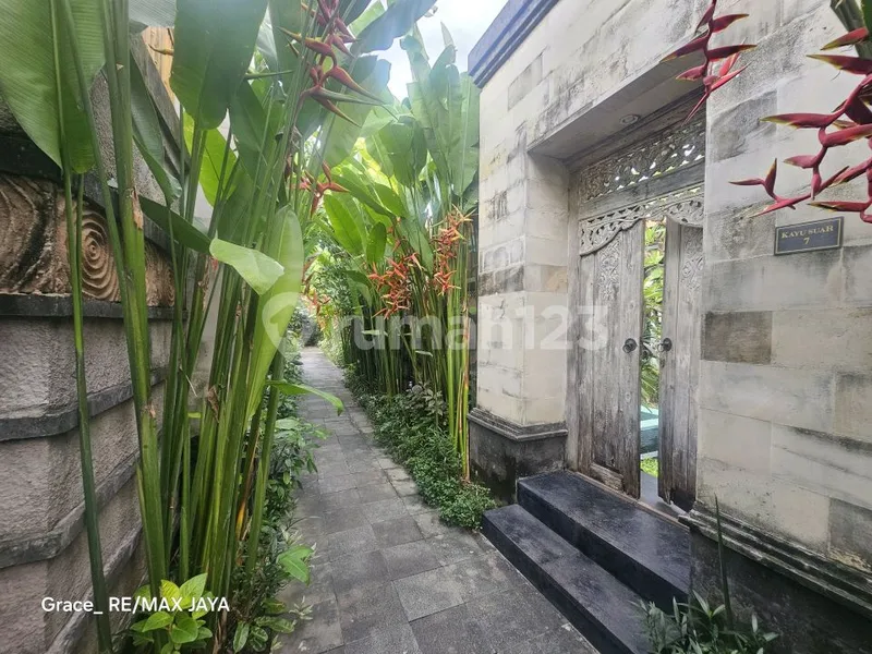 Komplek Villa Masih Running, 5 Menit ke Pantai Mertasari Sanur - Bali in Bali