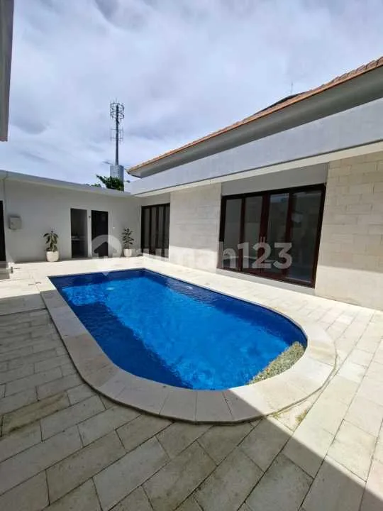 Villa Unfurnished Sewa Rental 2 Bedroom di Seminyak - Real Estate in Bali