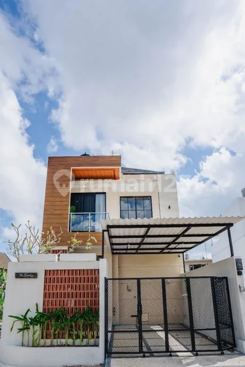 Rumah Baru Semi Villa Dekat Taman Rama Jimbaran - Bali in Bali