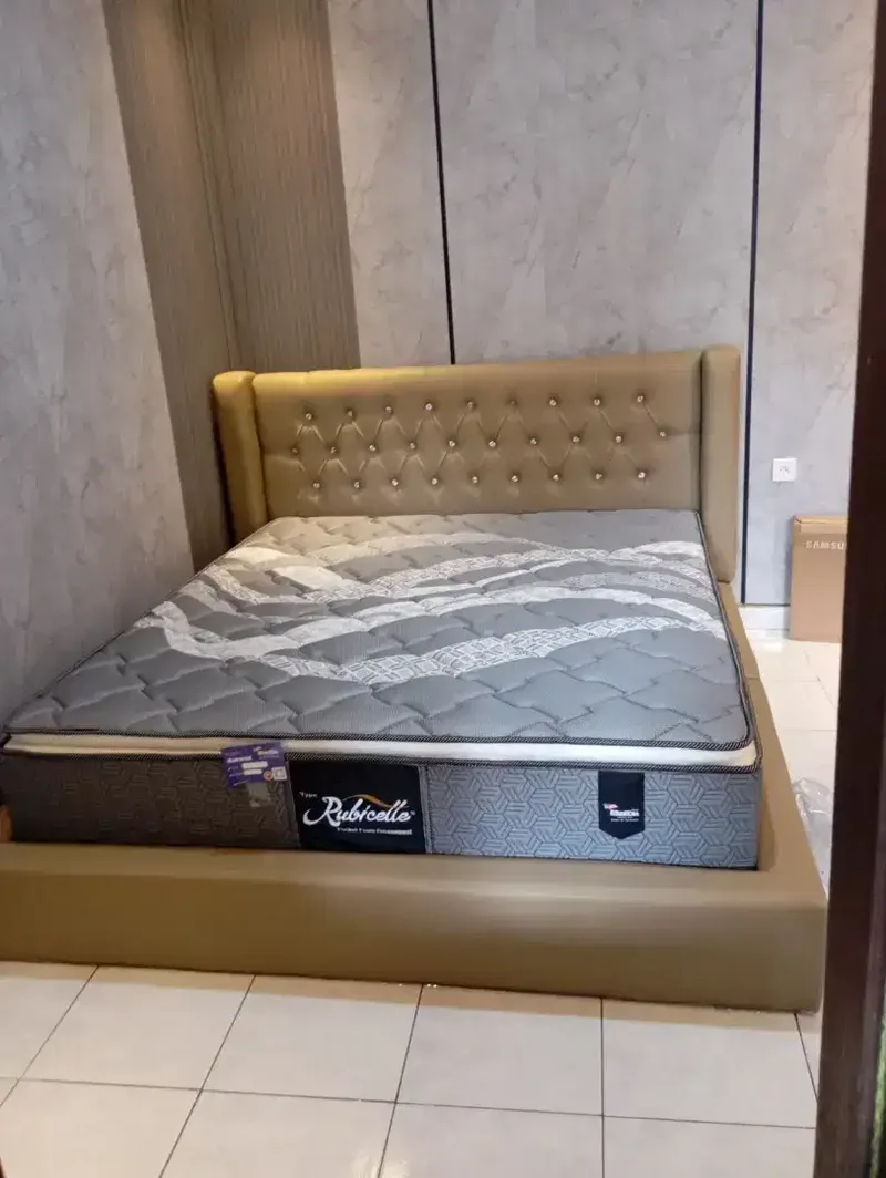 Divan custom kolam / kasur masuk - Home & Garden in Bali