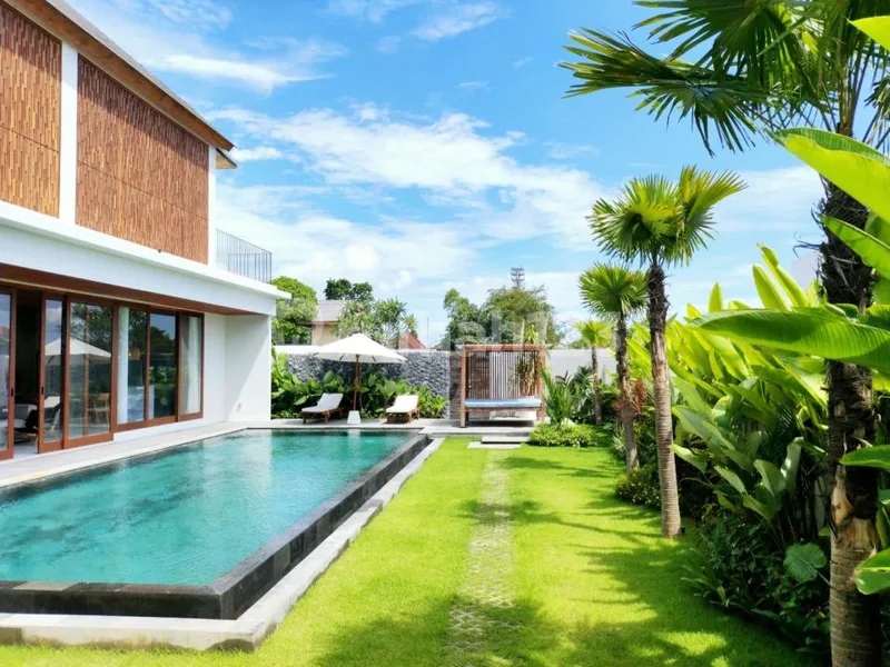 Brand-New Luxury Residence In Pererenan 15-Meter Private Pool - Real Estate in Bali