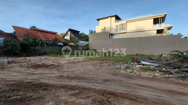 Tanah Ocean View Dekat Pantai Melasti di Kawasan Villa Luxury - Bali in Bali