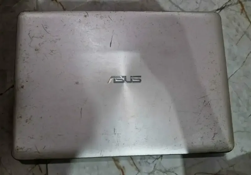 Tt Laptop Asus VivoBook - Electronics in Bali