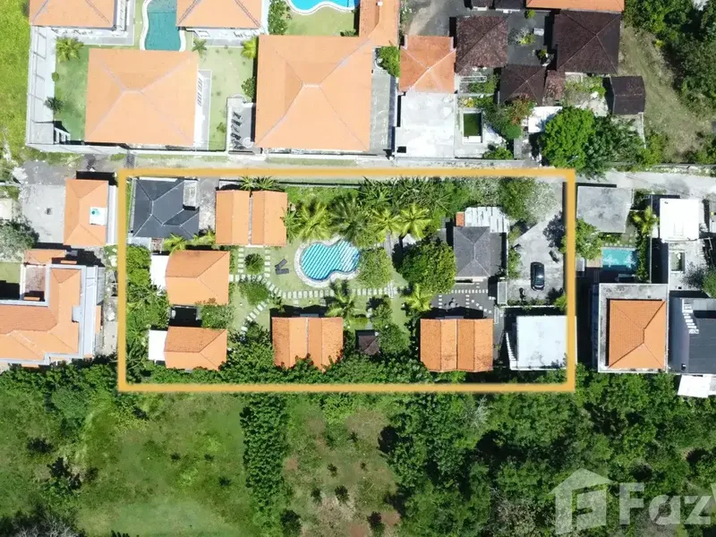 8 Bedroom Hotel for sale in Uluwatu, Bali - Real Estate in Bali