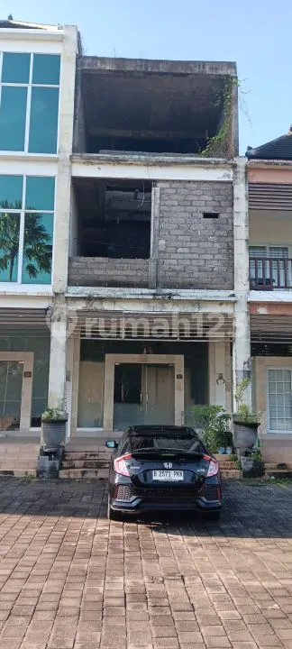 Dijual Ruko Yang Berlokasi Di Sahadewa Plaza, Pecatu Indah Resort - Real Estate in Bali