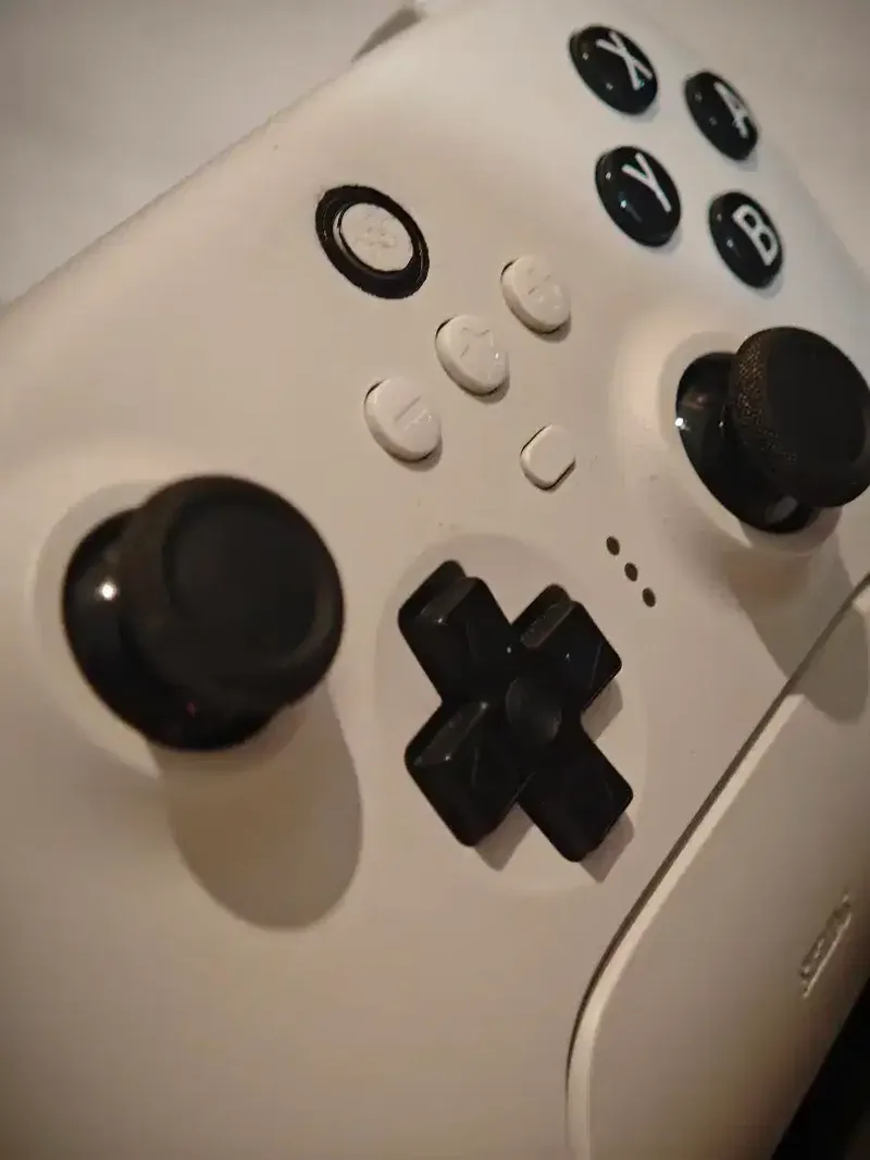 8bitdo Ultimate controller gemepad 2.4G+Bluetooth - Electronics in Bali