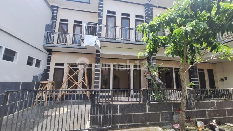Rumah Jalan Kaliasem Gianyar Cocokk Keluarga Kecil - Real Estate in Bali