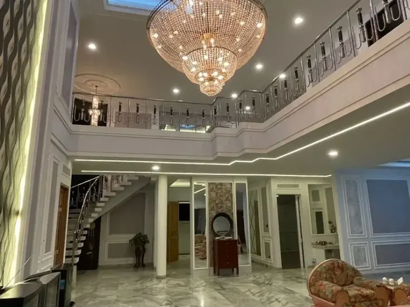 Dijual Rumah American Classic Style Lokasi Strategis Gatsu Denpasar - Real Estate in Bali