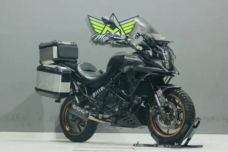 Kawasaki Versys 650 ABS, CB500X, KTM 390 ADV, CF moto, - Vehicles in Bali