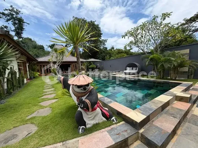 Tropical Elegance in Ungasan: A 4-Bedroom Villa of Space, Light, and Serenity - Bali in Bali