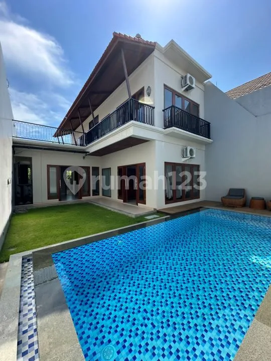 Brand New Modern Villa di Merthanadi Kerobokan - Real Estate in Bali