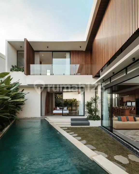 Villa Dijual Lokasi Batu Bolong Canggu - Real Estate in Bali