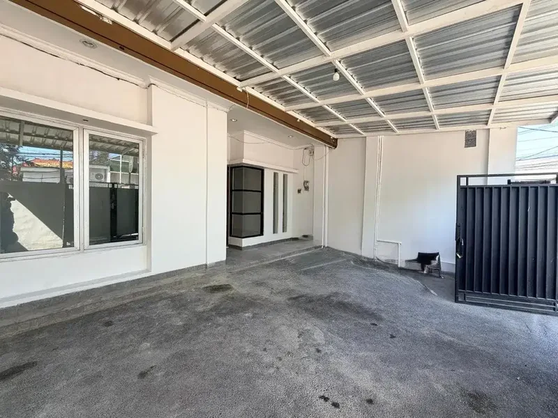 RUMAH MINIMALIST 2KT LOKASI STRATEGIS RENON - Real Estate in Bali